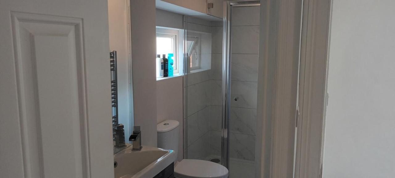 Eglinton Road - Super King - Ensuite Bray Exterior foto